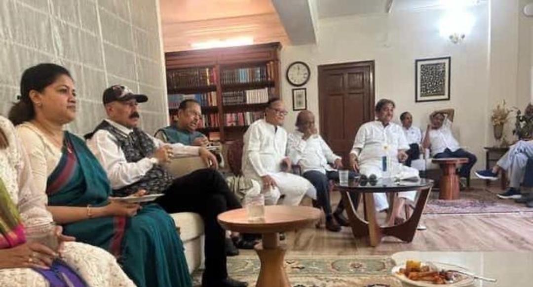 Trinamool rebellion reaches Delhi: 20 party MPs plan to form a separate bloc and support NDA