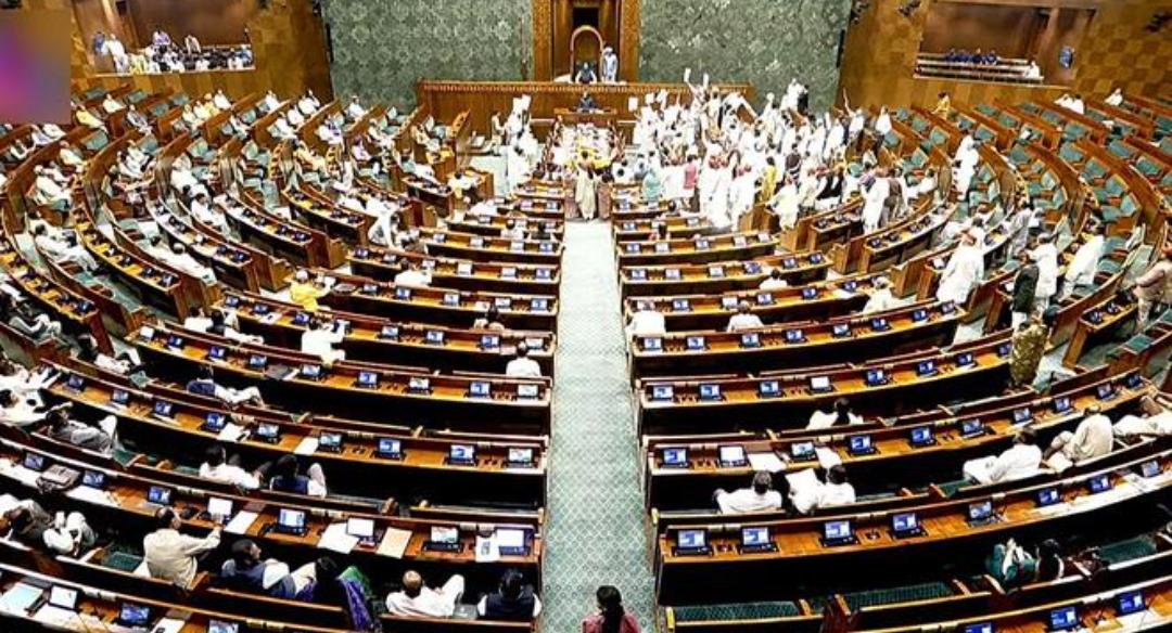 Lok Sabha passes Bill to authorise Govt. to permit banks to levy charges on UPI transactions